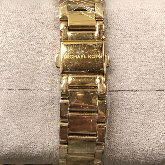 NIB Michael Kors Gold Mini Parker Crystal Watch - Picture 6 of 8